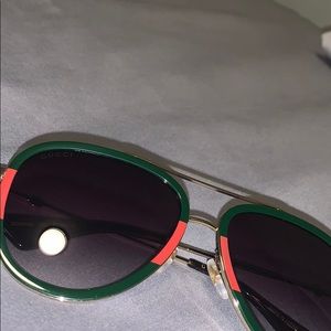Aviator metal sunglasses Gucci